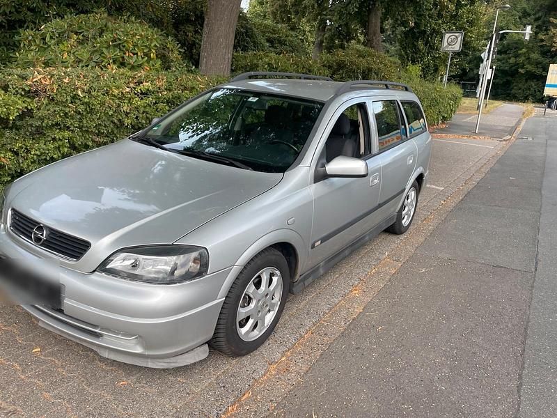Silber Gebraucht 2004 Opel Astra Kombi | 2.750 € (Fairer Preis) - Bild 1/4