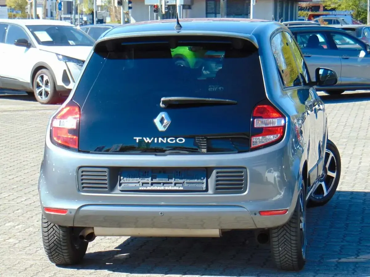 Gebraucht Renault Twingo LIMITED 69 PS (50 kW) 2018 Grau Kleinwagen