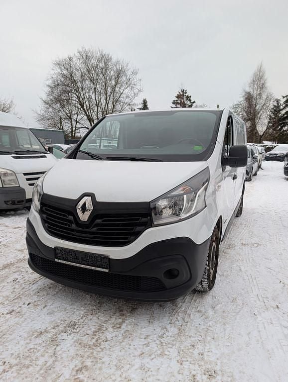 Weiß Gebraucht 2016 Renault Trafic Van / Kleinbus | 9.990 € (Superpreis) - Bild 1/4