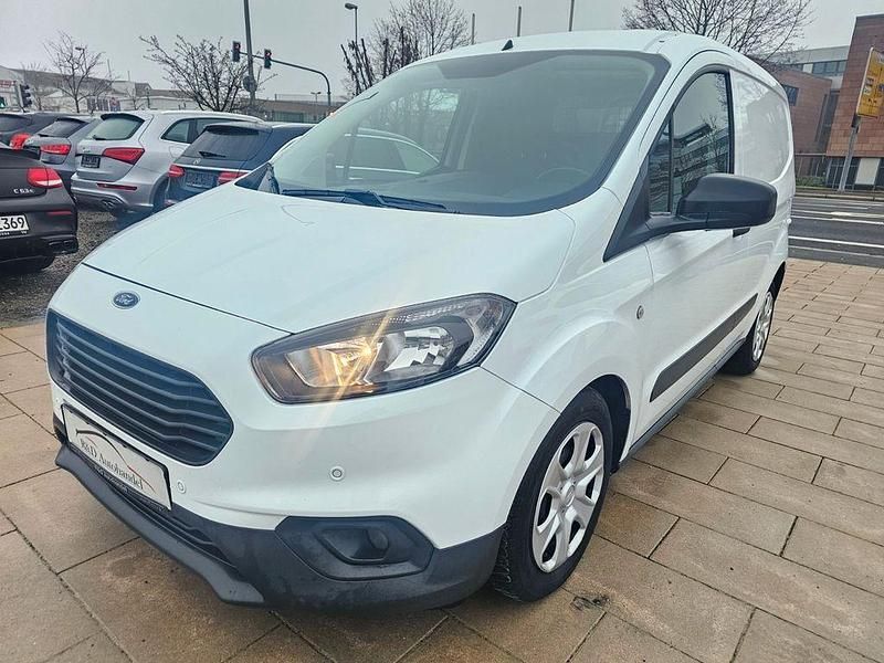 Gebraucht Ford Transit Trend 101 PS (74 kW) 2023 Weiß Van / Kleinbus