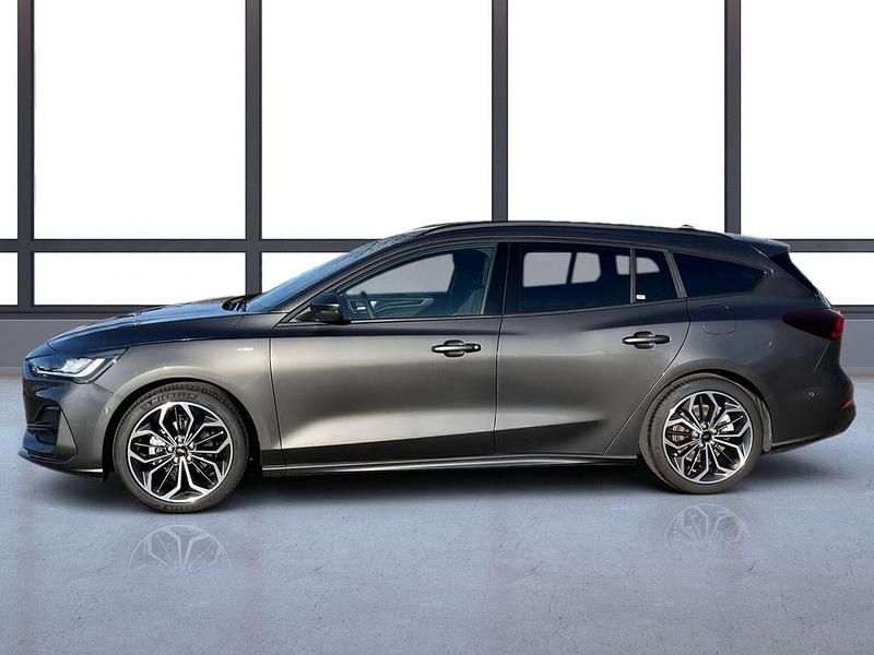 Gebraucht Ford Focus ST-Line X 155 PS (114 kW) 2024 Magnetic met Limousine