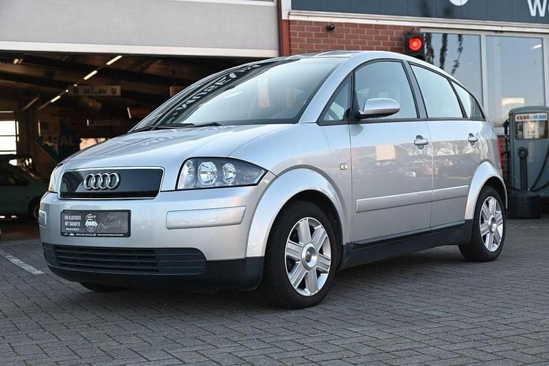 Gebraucht Audi A2 Young 75 PS (55 kW) 2001 Silber Kleinwagen