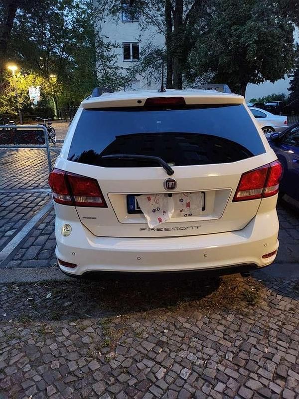 Gebraucht 2015 Fiat Freemont SUV | 9.250 € (Fairer Preis) - Bild 1/4