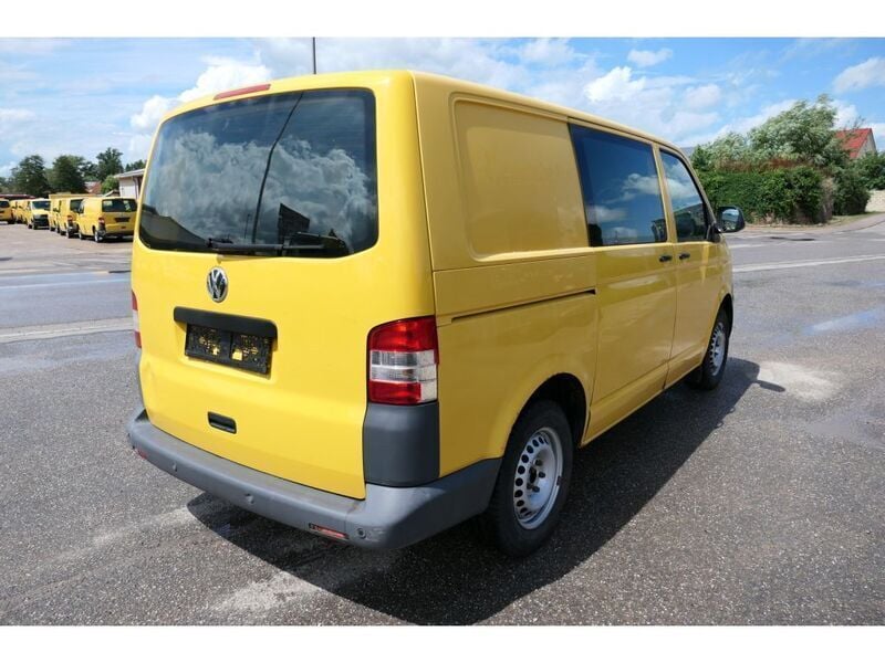 Gebraucht VW T5 84 PS (61 kW) 2010 Ginstergelb r1032 Van