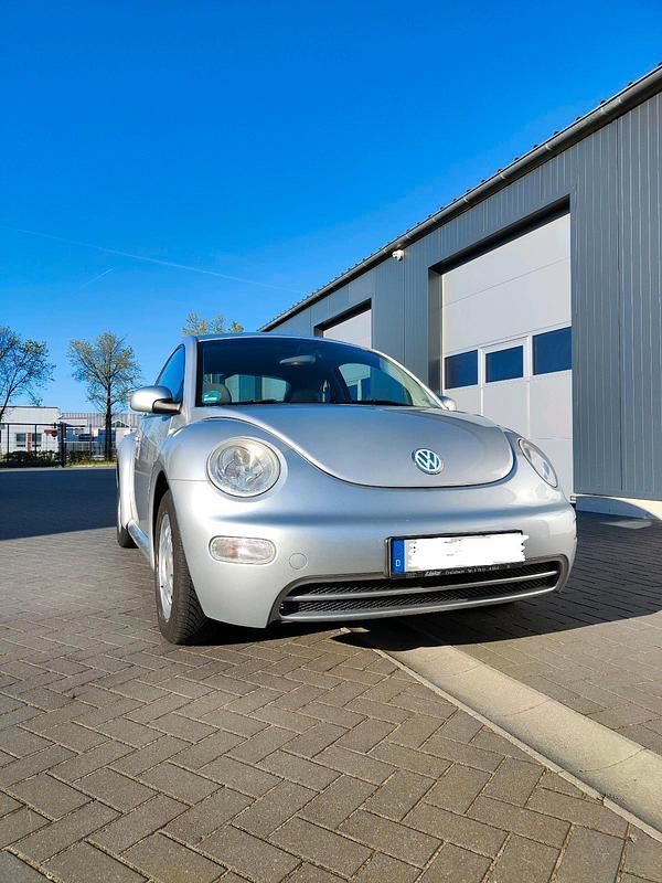 Silber Gebraucht 2002 VW Beetle Edition Limousine | 2.300 € (Fairer Preis) - Bild 1/4
