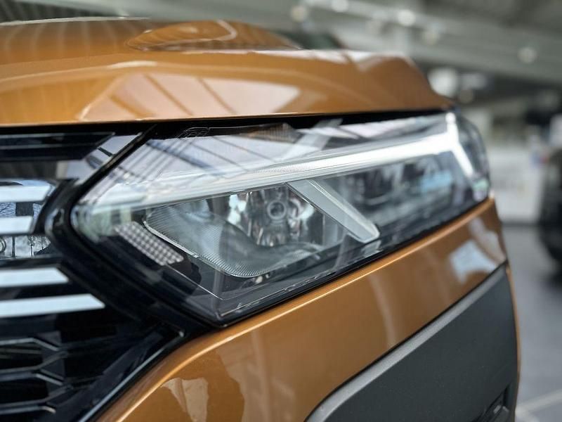 Gebraucht Dacia Sandero Expression 110 PS (80 kW) 2023 Orange SUV