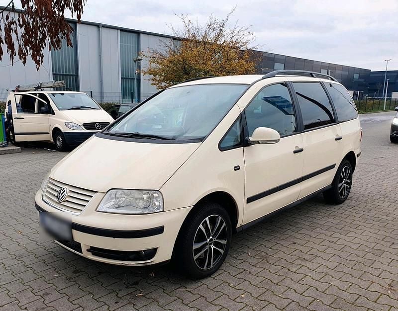 Gebraucht VW Sharan 116 PS (85 kW) 2007 Gelb Van / Kleinbus