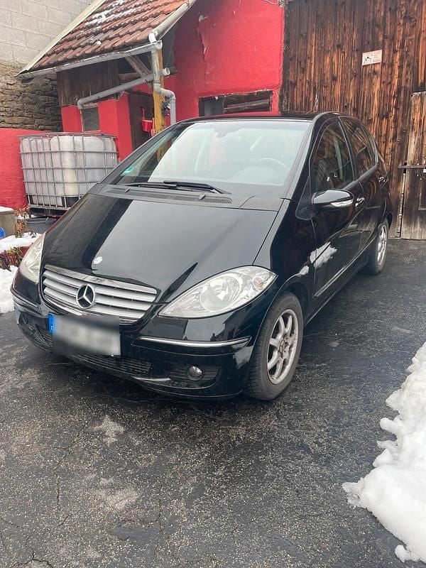 Schwarz Gebraucht 2008 Mercedes 170 Limousine | 1.800 € (Superpreis) - Bild 1/4