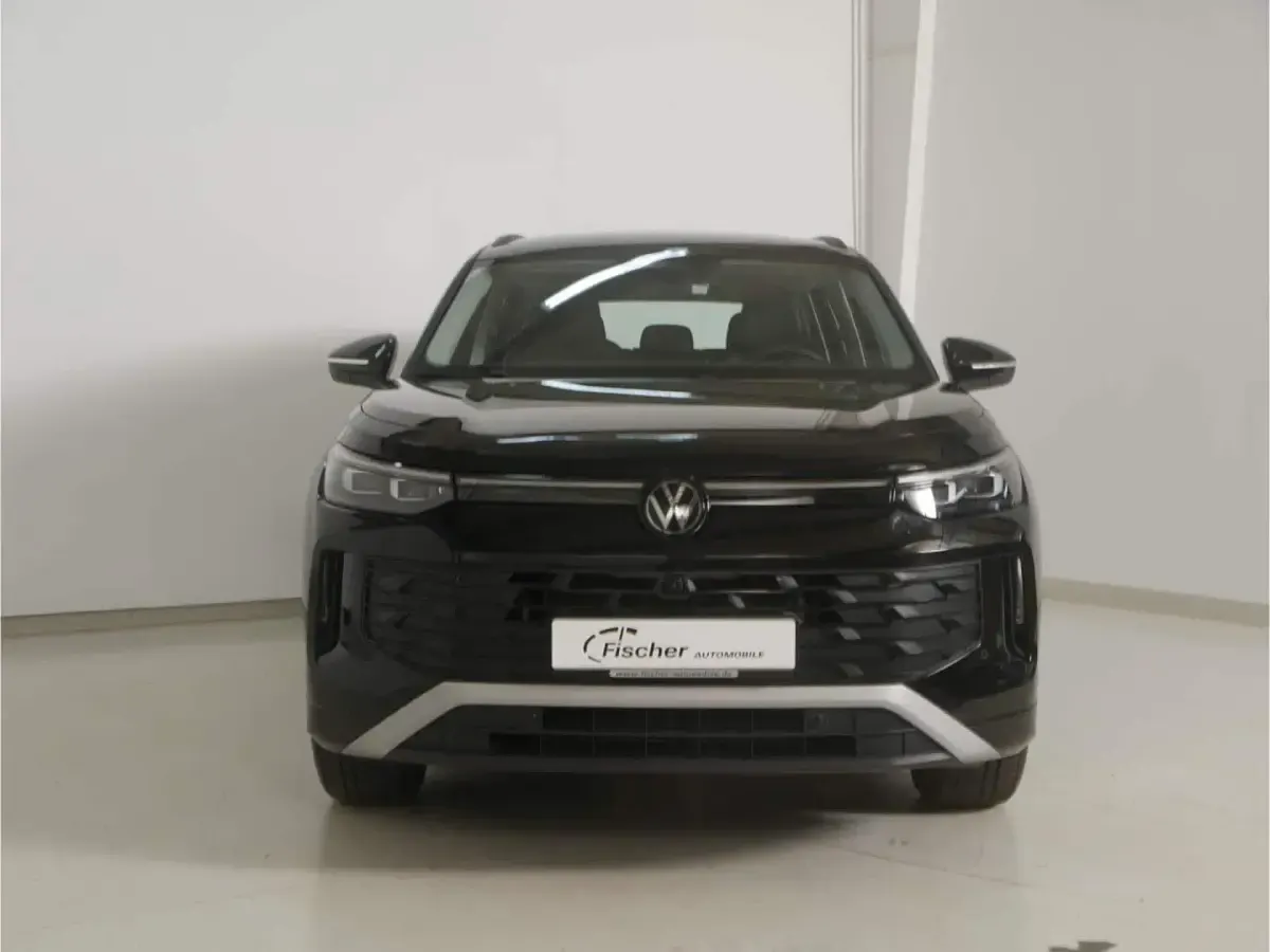 Gebraucht VW Tayron Life 193 PS (141 kW) 2025 Schwarz SUV