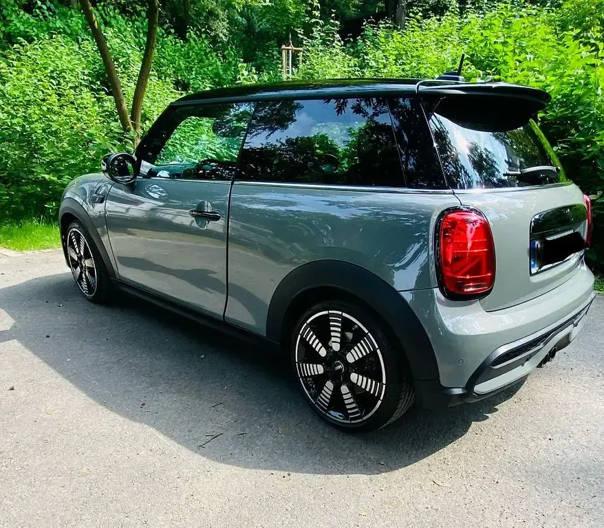 Używany Mini Cooper S 178 KM (130 kW) 2021 Szary Hatchback