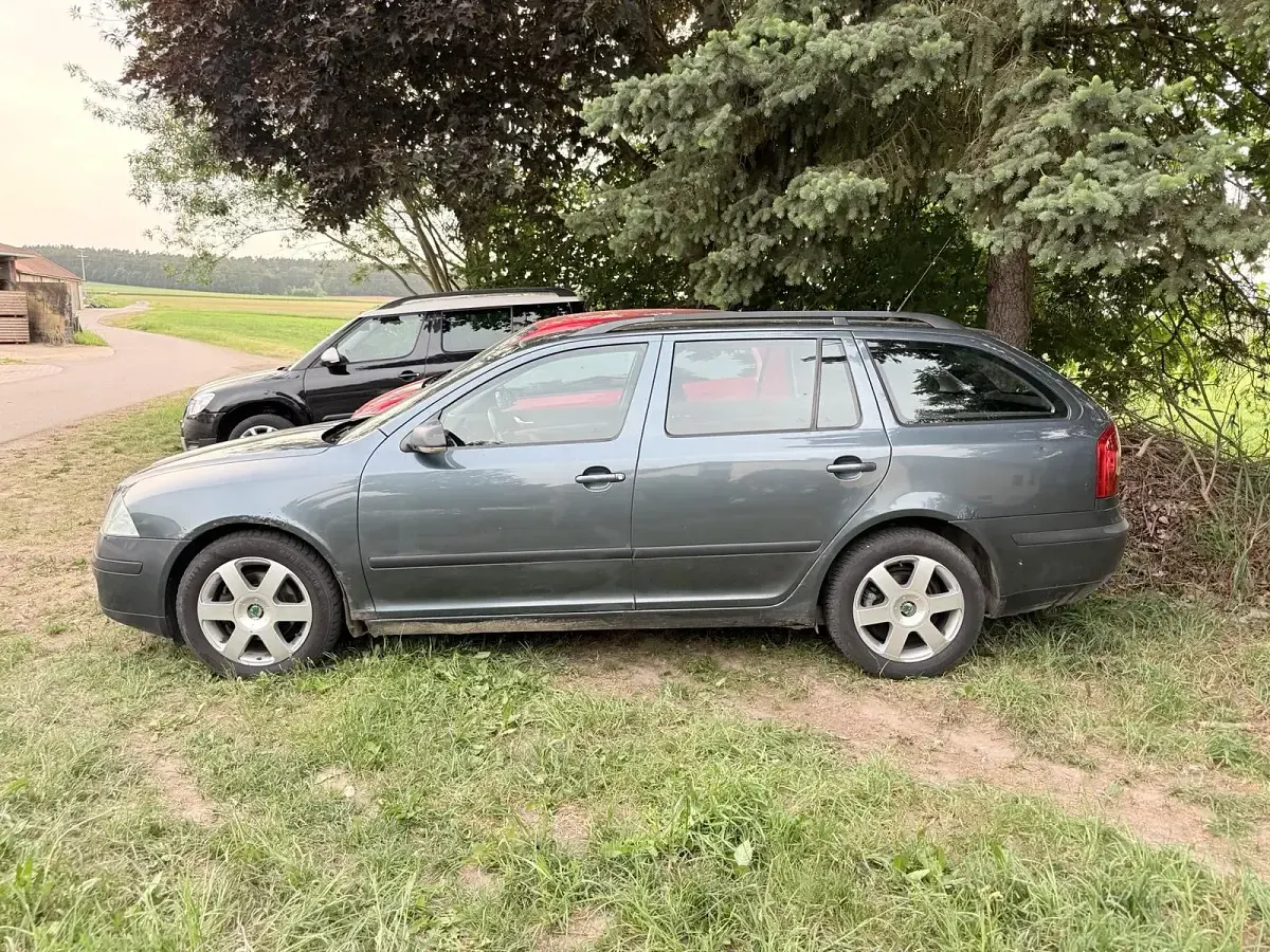Gebraucht Skoda Octavia 105 PS (77 kW) 2006 Grau Kombi