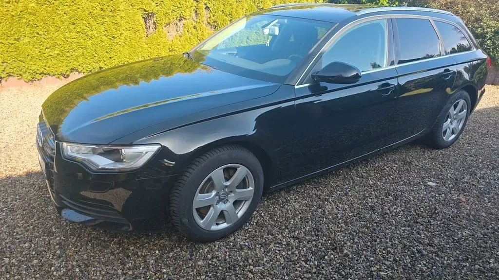Gebraucht Audi A6 Ambiente 245 PS (180 kW) 2011 Schwarz Kombi