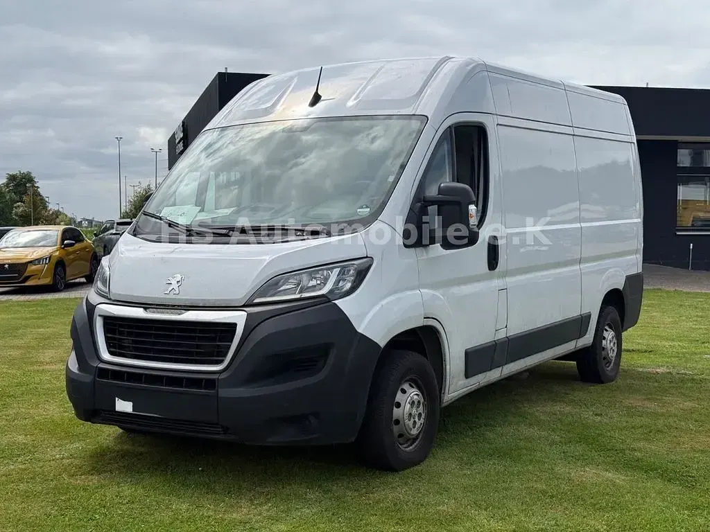 Gebraucht Peugeot Boxer 120 PS (88 kW) 2023 Van