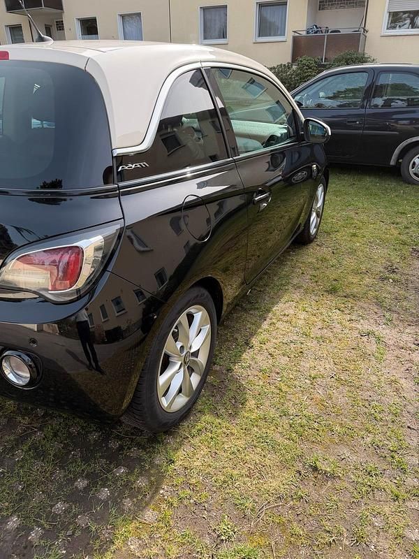 Gebraucht Opel Adam 87 PS (63 kW) 2017 Schwarz Kleinwagen