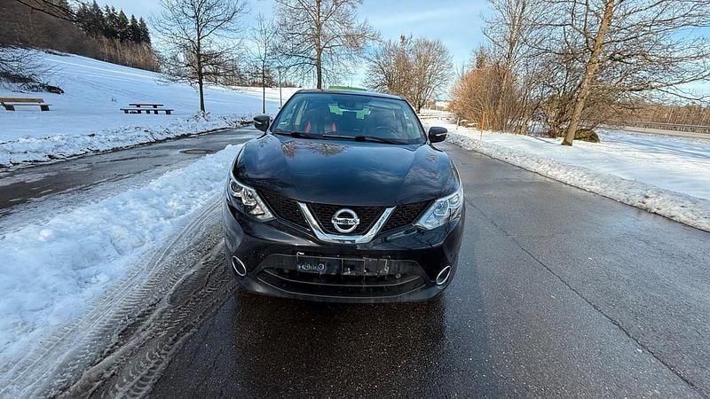 Schwarz Gebraucht 2014 Nissan Qashqai Tekna SUV | 10.500 € (Superpreis) - Bild 1/4