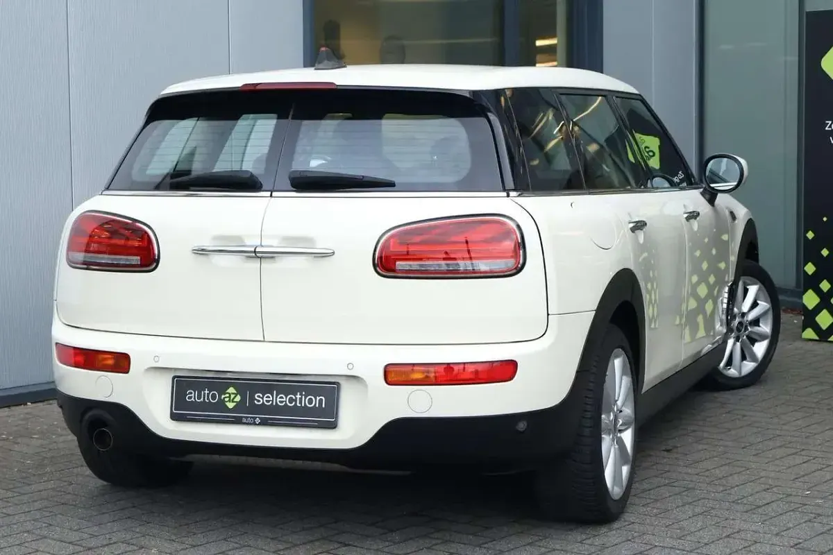 Gebraucht Mini Clubman Business 102 PS (75 kW) 2022 Pepper white Kombi