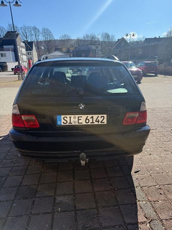 Używany BMW 320 150 KM (110 kW) 2002 Czarny Kombi