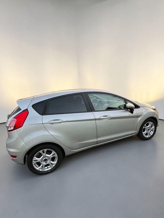 Gebraucht Ford Fiesta Titanium 95 PS (69 kW) 2013 Schwarz Kleinwagen