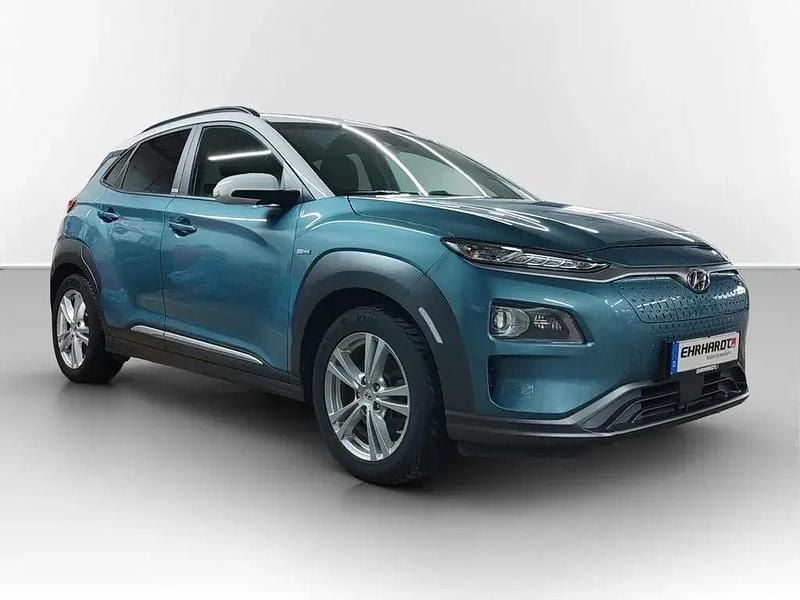 Gebraucht Hyundai Kona Style 150 kW (204 PS) 2020 Blau SUV