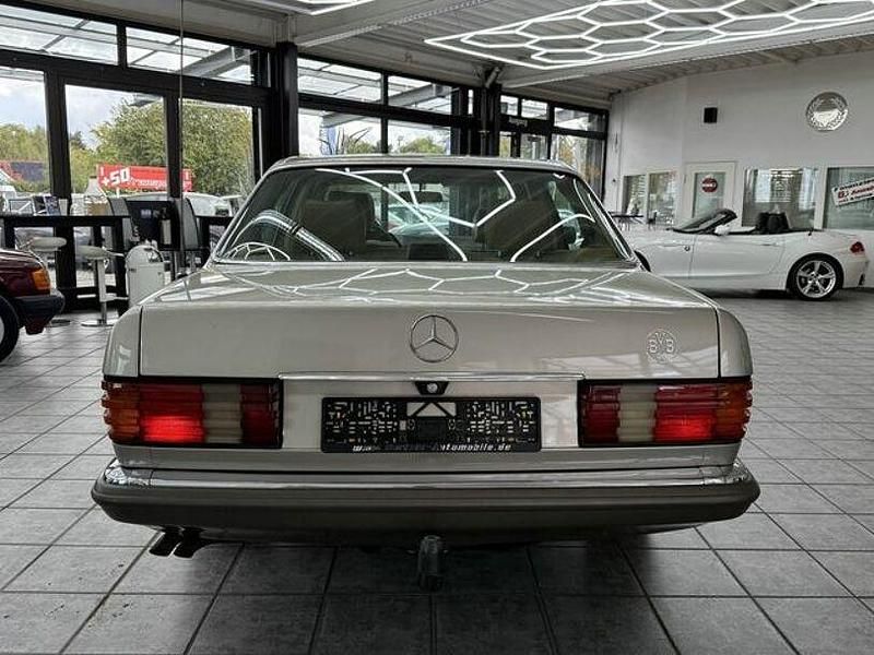 Gebraucht Mercedes 300 150 PS (110 kW) 1986 Beige Limousine