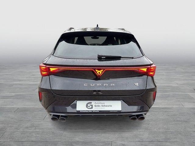Używany Cupra Leon VZ 333 KM (244 kW) 2025 Szary Sedan/Limuzyna