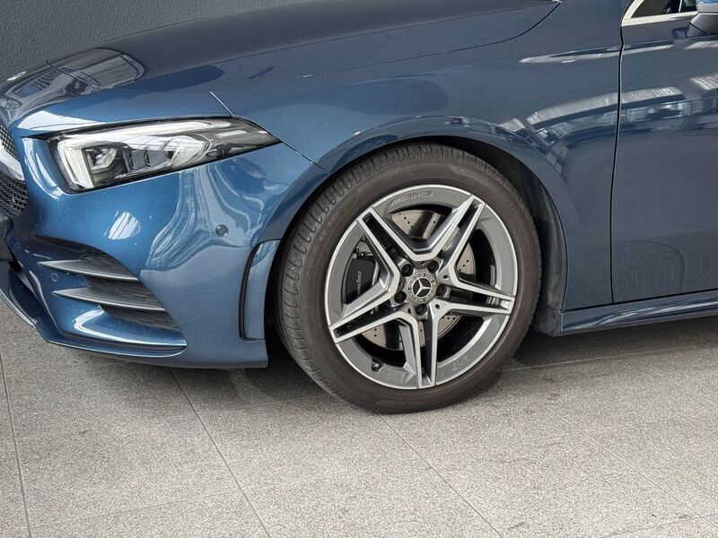 Gebraucht Mercedes A250 224 PS (164 kW) 2021 Blau Limousine