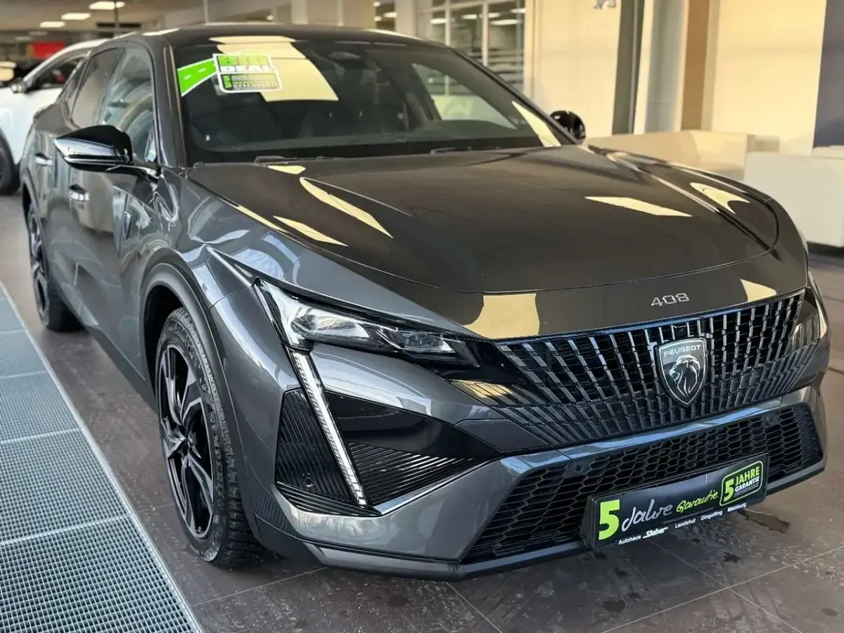 Gebraucht Peugeot 408 GT 224 PS (164 kW) 2023 Lackierung titangrau SUV