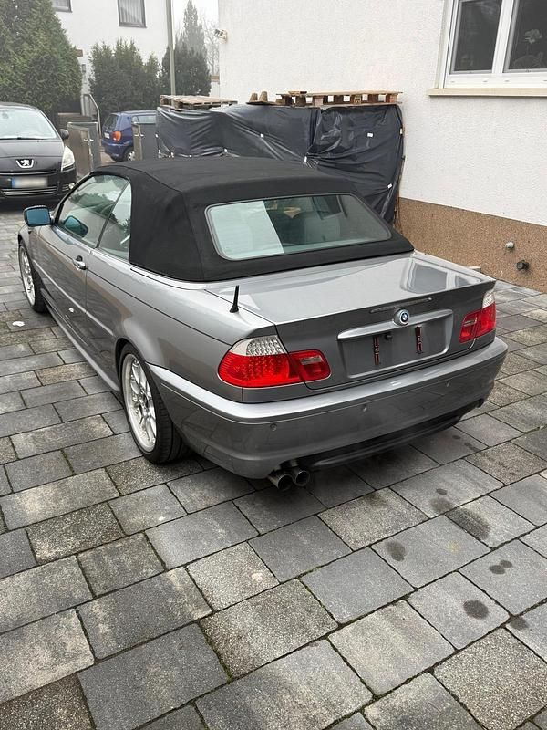 Gebraucht BMW 325 Shadowline 193 PS (141 kW) 2004 Grau Cabrio