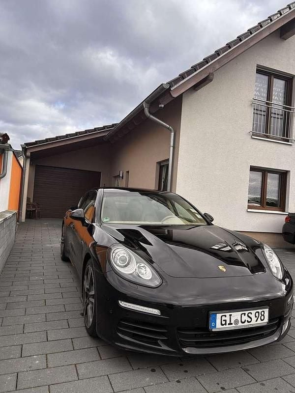 Gebraucht Porsche Panamera 300 PS (220 kW) 2015 Schwarz Kleinwagen