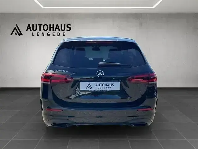 Gebraucht Mercedes B250e AMG 2021 Schwarz Kleinwagen