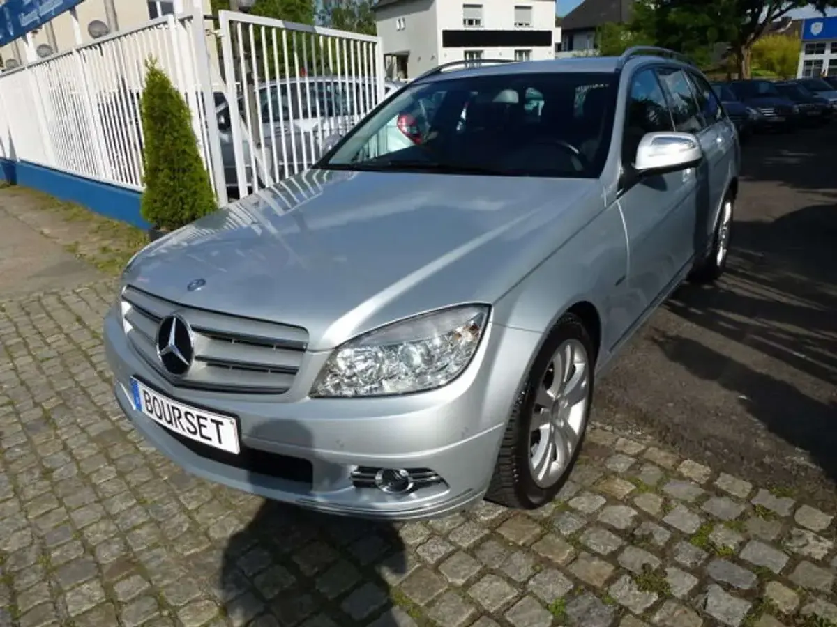 Gebraucht Mercedes C200 Avantgarde 184 PS (135 kW) 2008 Silber (metallic) Kombi