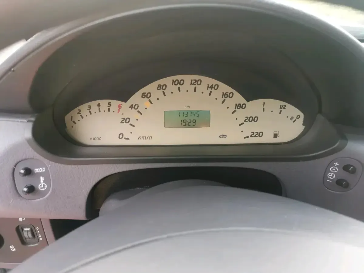 Gebraucht Mercedes A160 105 PS (77 kW) 2004 Schwarz Kleinwagen