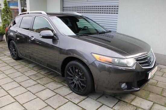 Grau Gebraucht 2008 Honda Accord Elegance Kombi | 4.950 € (Fairer Preis) - Bild 1/4