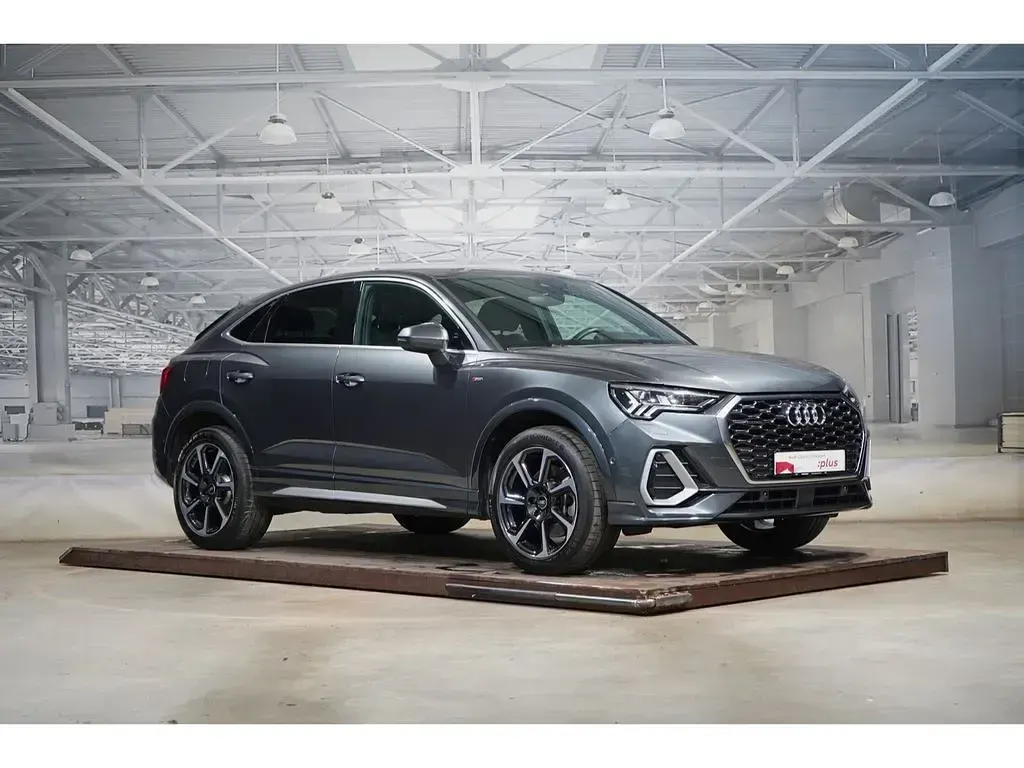 Gebraucht Audi Q3 Sportback Design 190 PS (139 kW) 2021 Daytonagrau perleffekt SUV