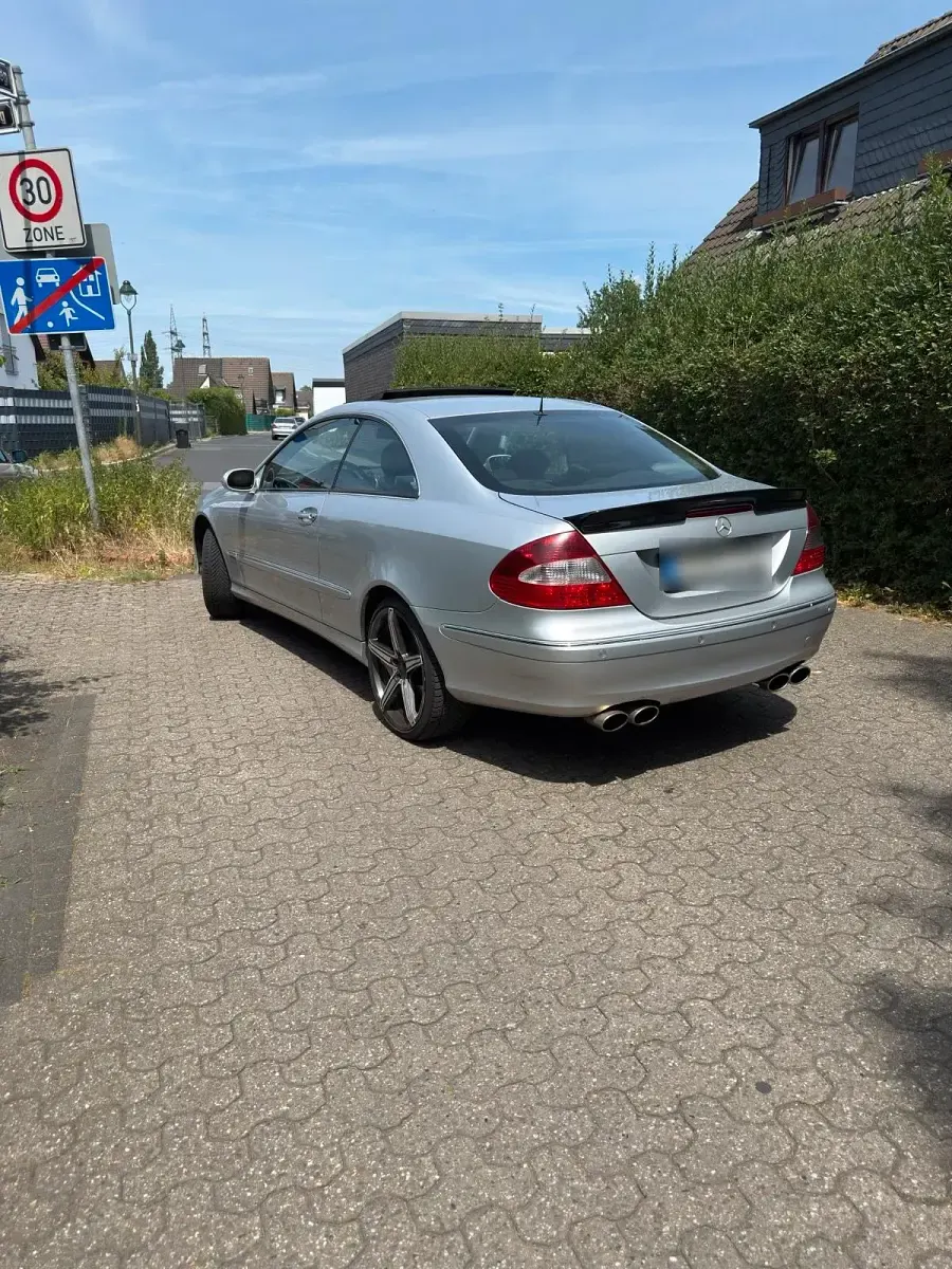 Gebraucht Mercedes CLK280 Elegance 231 PS (169 kW) 2005 Silber Coupé