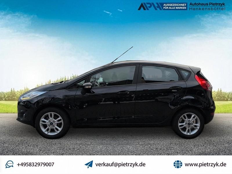 Gebraucht Ford Fiesta Celebration 80 PS (58 kW) 2016 Schwarz Kleinwagen