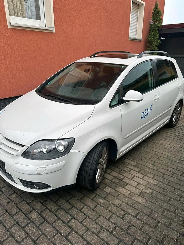 Weiß Gebraucht 2008 VW Golf Plus Cross United Van / Kleinbus | 2.890 € (Guter Preis) - Bild 1/4