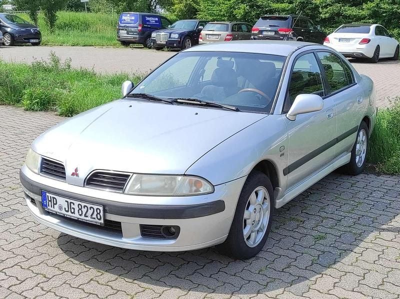 Silber Gebraucht 2000 Mitsubishi Carisma Kleinwagen | 999 € (Guter Preis) - Bild 1/4