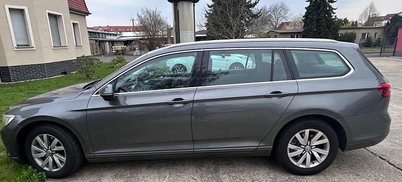 Usata VW Passat Comfortline 150 CV (110 kW) 2016 Grigio Station wagon