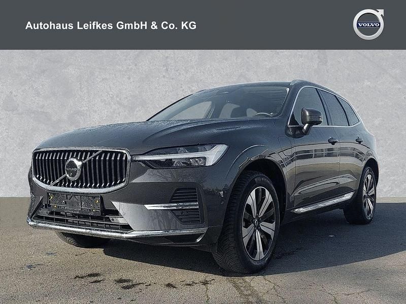 Gebraucht Volvo XC60 Plus 253 PS (186 kW) 2022 Platinum grey (metallic) SUV
