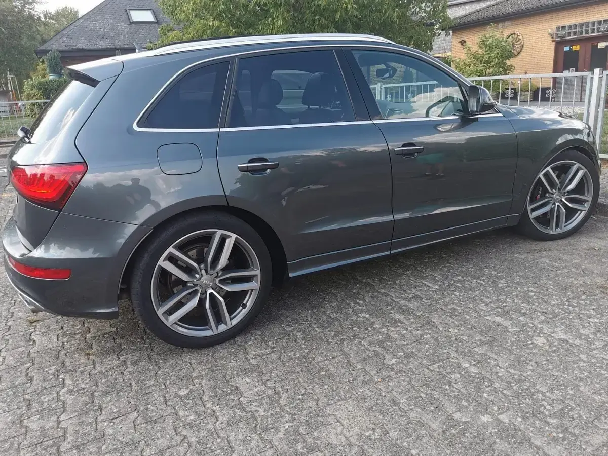 Gebraucht Audi SQ5 Ambiente 326 PS (239 kW) 2016 Grau SUV