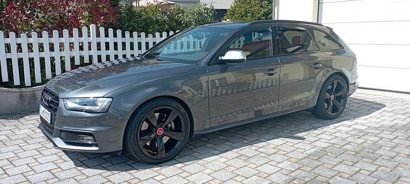 Grau Gebraucht 2015 Audi S4 Sport Kombi | 22.900 € (Fairer Preis) - Bild 1/4