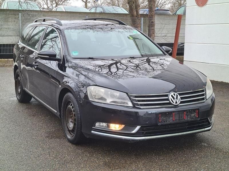 Gebraucht VW Passat Comfortline 140 PS (102 kW) 2012 Schwarz Kombi