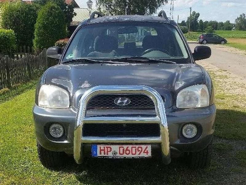 Gebraucht Hyundai Santa Fe GLS 145 PS (106 kW) 2002 Ebony black+cool gra SUV
