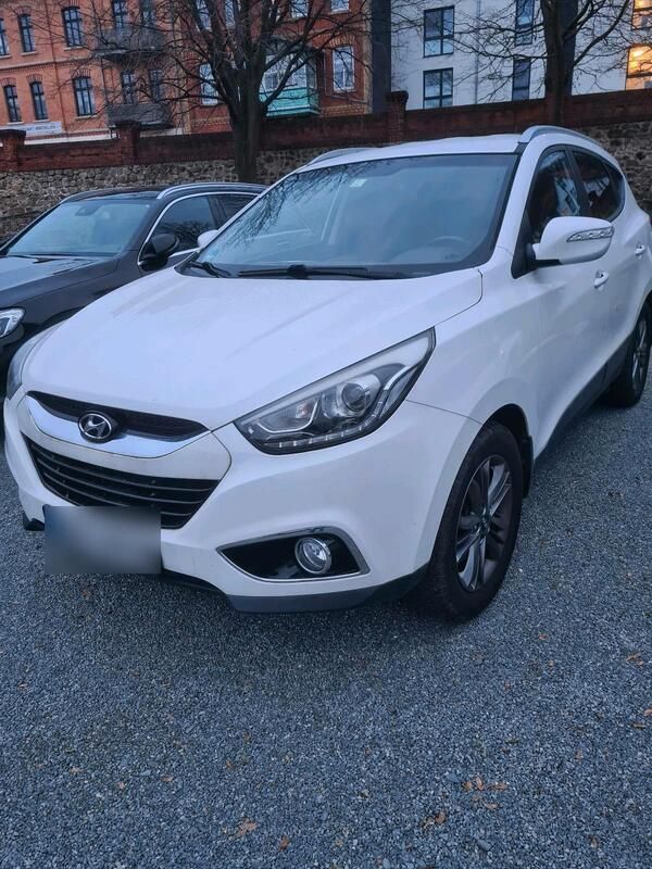 Weiß Gebraucht 2014 Hyundai ix35 SUV | 9.990 € (Fairer Preis) - Bild 1/4