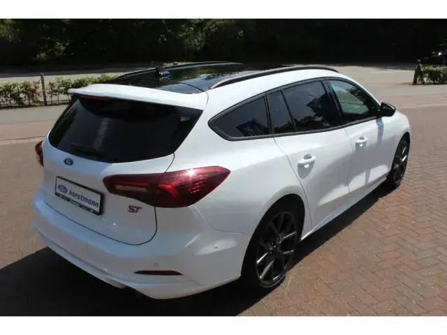 Gebraucht Ford Focus ST 280 PS (205 kW) 2023 Weiß Limousine