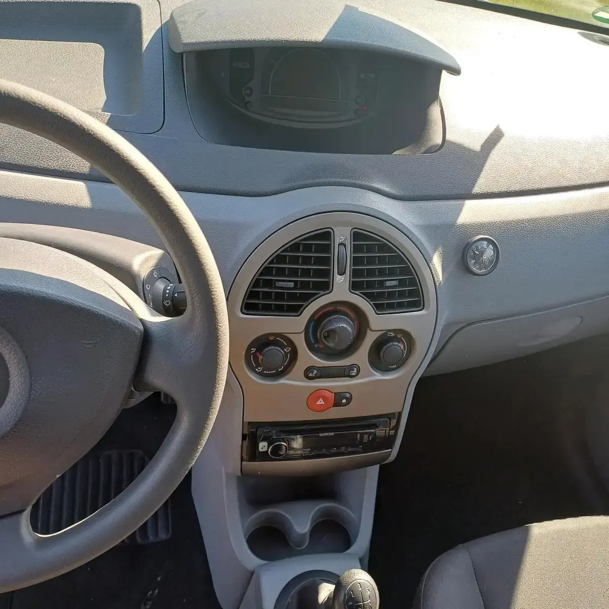 Używany Renault Modus 75 KM (55 kW) 2009 Czarny Minivan