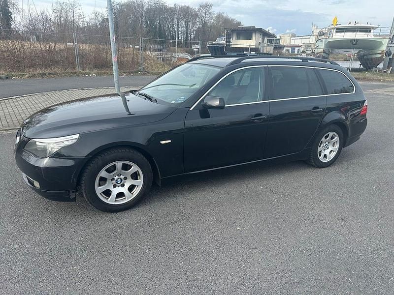Gebraucht BMW 520 Advantage 177 PS (130 kW) 2009 Schwarz Kombi