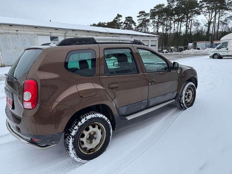 Gebraucht Dacia Duster Lauréate 105 PS (77 kW) 2010 Braun cajou SUV