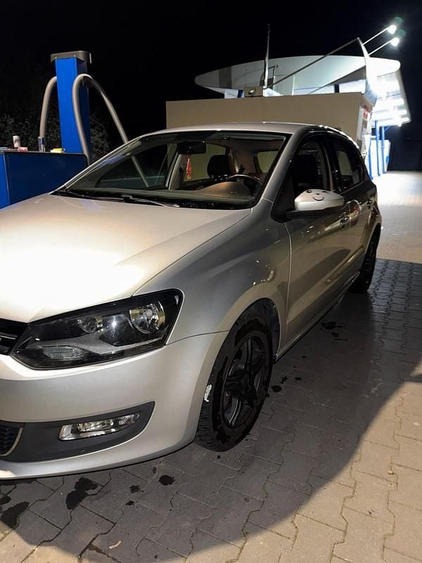 Gebraucht VW Polo 86 PS (63 kW) 2012 Silber Kleinwagen